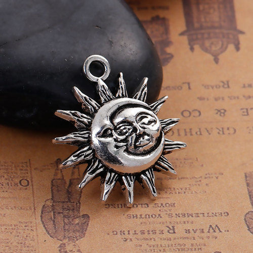 Picture of Zinc Based Alloy Charms Sun Antique Silver Color Sun And Moon Face 29mm(1 1/8") x 24mm(1"), 5 PCs