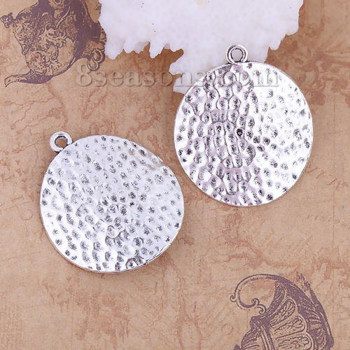 Picture of Zinc Based Alloy Hammered Charms Round Antique Silver Color 30mm(1 1/8") x 26mm(1"), 10 PCs