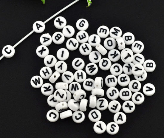 Immagine di Acrilato Separatori Perline Tondo Piatto Bianco Misto Lettera Disegno "A-Z" Circa 7mm Dia, Foro: Circa 1mm, 520 Pz