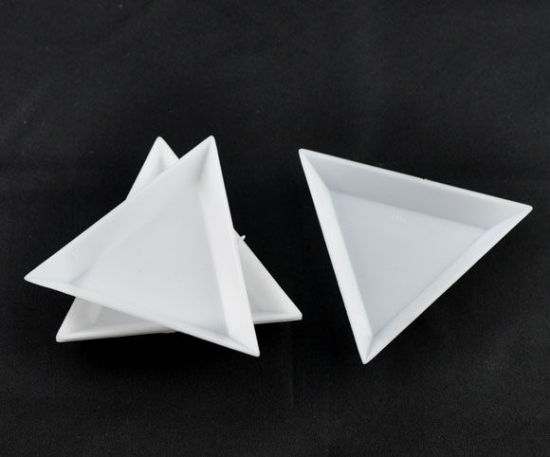 Bild von ABS Plastik Perlenbox Sortierbox Dreieck Weiß 6.4cm x 7.3cm 20 Stück