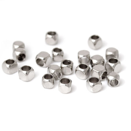 Image de 500 Pcs Perles pour DIY Fabrication de Bijoux de Rocailles Carrées en Laiton Cube Argent Mat Env. 2.5mm x 2.5mm, Trou: env. 1.3mm