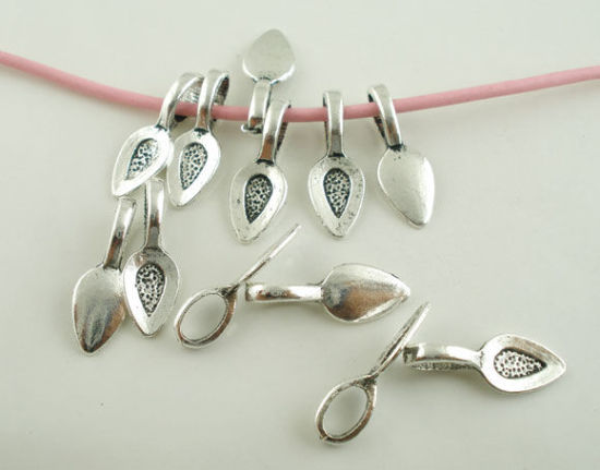 亜鉛合金 ベイル ビーズ 葉 銀古美 スポット柄、 21mm x 8mm、 15 個 の画像