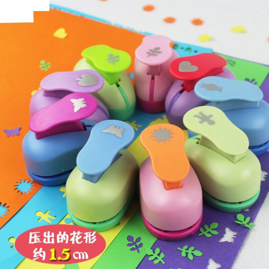 Picture of Zinc Based Alloy & Plastic Paper Punches At Random Color Bowknot 1 Piece