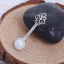 亜鉛合金 1粒パールシリーズ ペンダント スプーン 銀メッキ 白 アクリル模造真珠 38mmx 11mm、 5 個 の画像