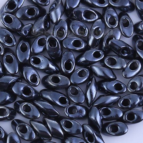 Picture of (Japan Import) Glass Long Magatama Seed Beads Gunmetal Lustered About 8mm x 4mm - 7.5mm x 4mm, Hole: Approx 1.3mm, 10 Grams (Approx 8 PCs/Gram)