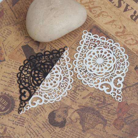 Messing Anhänger & Oval Heart Filigree Stamping
