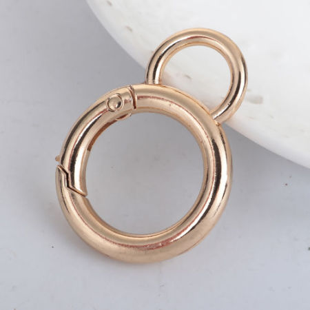Bolt Spring Ring Clasp Zamak de Símbolo del infinito ,Chapado en Oro y42mm x 30mm, 5 Unidades