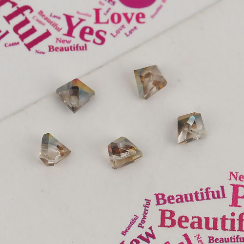 Picture of Glass Beads Triangle Smoke AB Rainbow Faceted 
