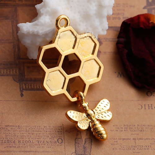 Picture of Zinc Based Alloy Pendants Honeycomb Bee Carved Hollow