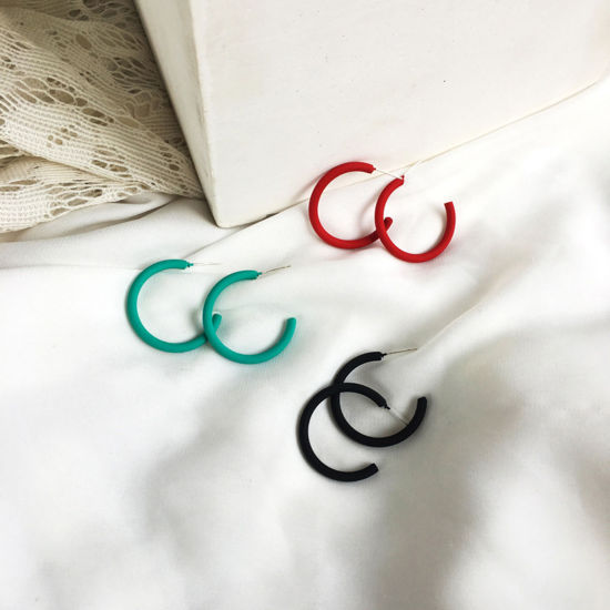 Picture of Hoop Earrings C Shape 1 Pair