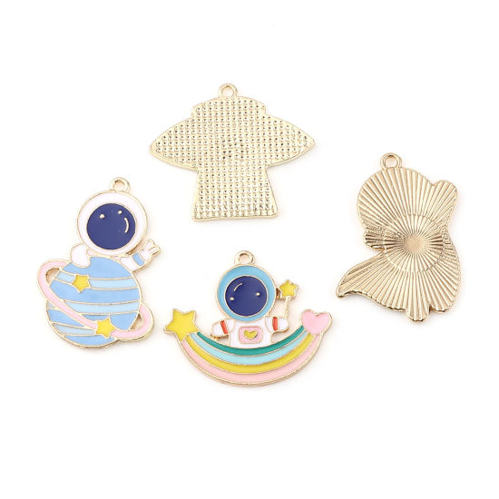 Imagen de Zamak Galaxia Colgantes Astronauta Chapado en Oro Multicolor Esmalte 32mm x 26mm, 5 Unidades