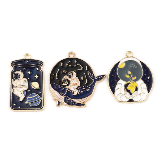 Imagen de Zamak Galaxia Colgantes Charms Ronda Chapado en Oro Astronauta Esmalte 29mm x 25mm, 5 Unidades