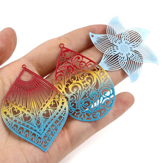 Immagine di Lega di Ferro Filigree Stamping Ciondoli 5 Pz