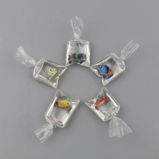 Image de Pendentifs Bijoux d'Océan en Résine Sac Multicolore Poisson 50mm x 23mm, 5 Pcs