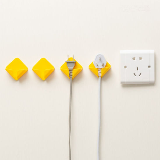 Изображение Punch-free Self-adhesive Wall-mounted Plug Power Cord Storage Rack