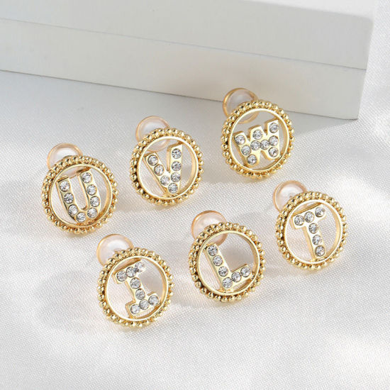 Imagen de Zamak Pendientes Chapado en Oro Ronda Mayúscula Letra Transparente Rhinestone 15mm Diámetro, Post/ Wire Size: (21 gauge), 2 Unidades