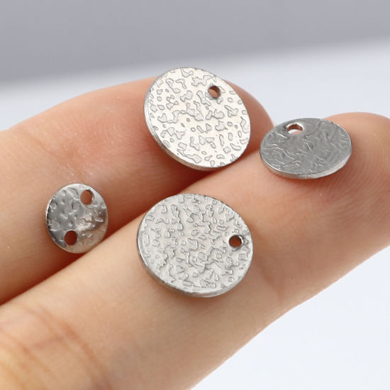 Picture of Stainless Steel Charms Round Silver Tone 20 PCs