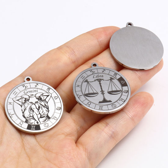 Immagine di Acciaio Inossidabile Ciondoli Tondo Tono Argento Nero Costellazione 33mm x 30mm, 1 Pz