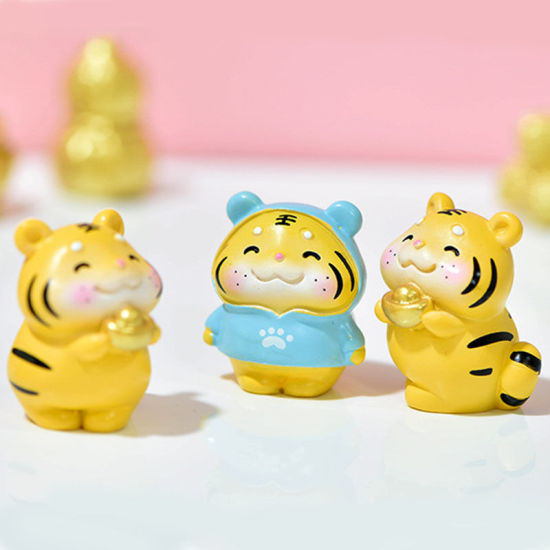 Picture of Cute Fortune Tiger Resin Micro Landscape Miniature Decoration