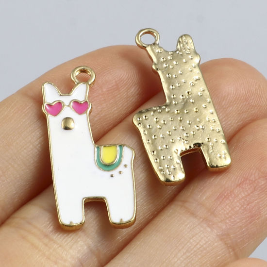 Immagine di Lega di Zinco Charms Alpaca Animale Oro Placcato Multicolore Smalto 27mm x 12mm , 10 Pz