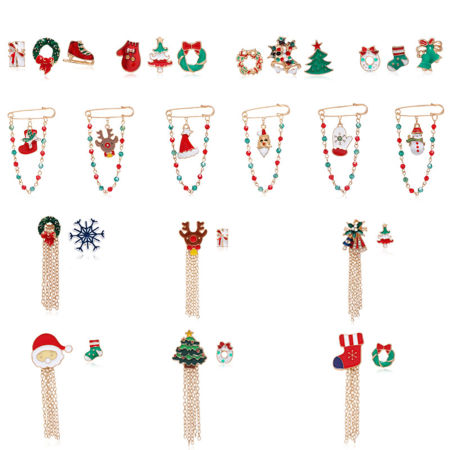 Christmas Pin Brooches Gold Plated 1 Piece