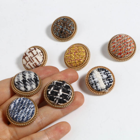 亜鉛合金+樹脂 メタル 金属製 裏穴ボタン 円形 マットゴールド 多色 格子柄 25mm 直径、 5 個 の画像