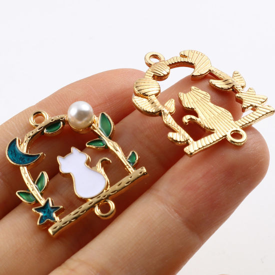 Imagen de Zamak Conectores De arco Chapado en Oro Multicolor Gato Imitación de perla 27mm x 23mm, 10 Unidades