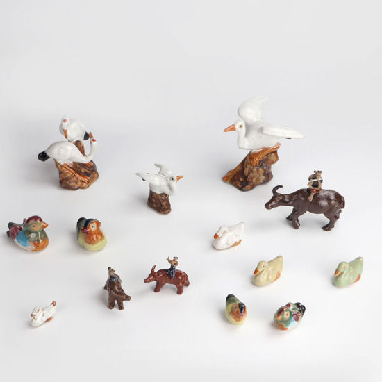 Immagine di Shepherd Boy And Cattle Ceramic Micro Landscape Miniature Decoration