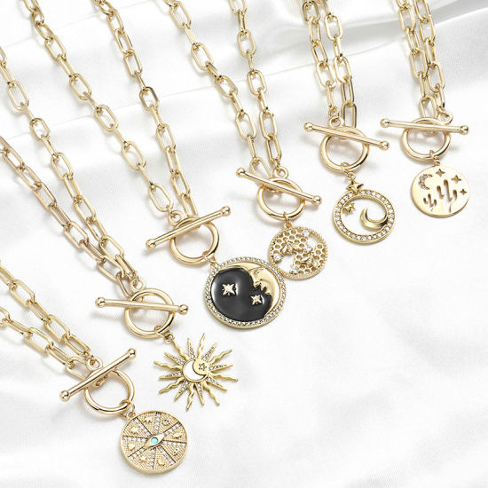 Imagen de 1 Unidad Enchapado al Vacío Ecológico Elegante Galaxia 18K Oro Real Chapado Latón & Brillantito Catena di Fermagli Luna Media Estrella Collar con Colgante Para Mujeres Fiesta