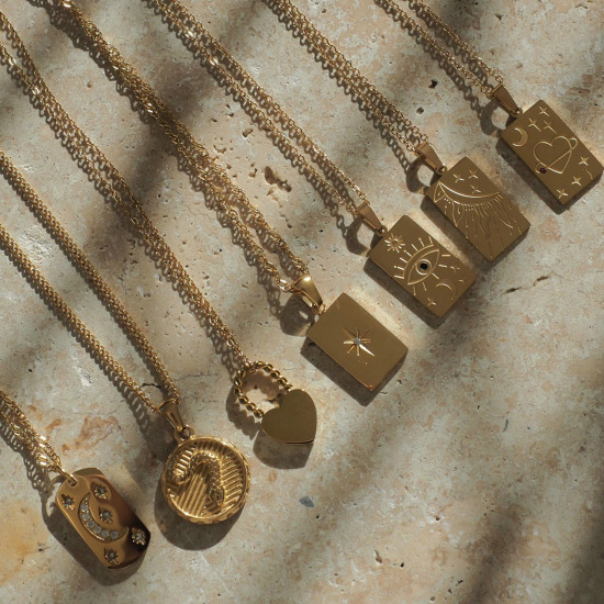 Imagen de Respetuoso del Medio Ambiente Sencillo & Casual Elegante 18k Chapado en Oro 304 Acero Inoxidable Cable Cadena Cruz Rectángulo Collar con Colgante Para Mujeres Fiesta 1 Unidad