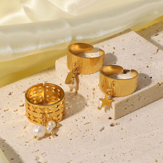 Image de Respectueux de la Nature Simple & Décontracté Bagues Ouvert Élégant en 304 Acier Inoxydable & Perle Naturelle Plaqué Or Véritable 18K Blanc Pour Femmes 1 Pièce