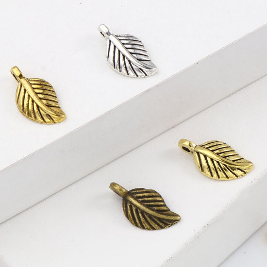 Immagine di Lega di Zinco Charms Foglia Multicolore 15mm x 7mm , 100 Pz