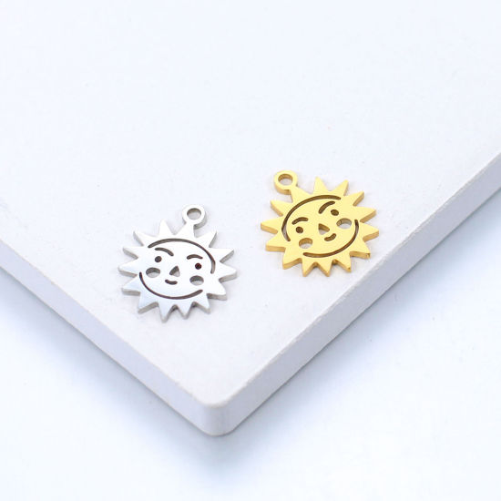 304ステンレス鋼 チャーム 太陽 多色 笑顔 透かし 14mm x 12mm、 5 個 の画像