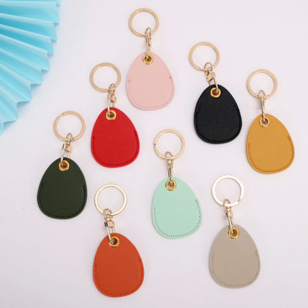 PU Leather Simple Keychain & Keyring Gold Plated Multicolor Drop