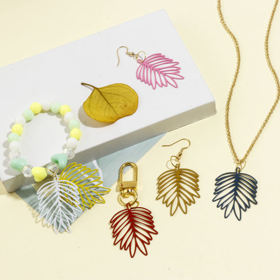 Imagen de Hierro Filigrana Estampación Colgantes Hoja Multicolor Pintura 3.8cm x 2.8cm, 10 Unidades