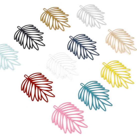 Imagen de Hierro Filigrana Estampación Colgantes Hoja Multicolor Pintura 3.8cm x 2.8cm, 10 Unidades