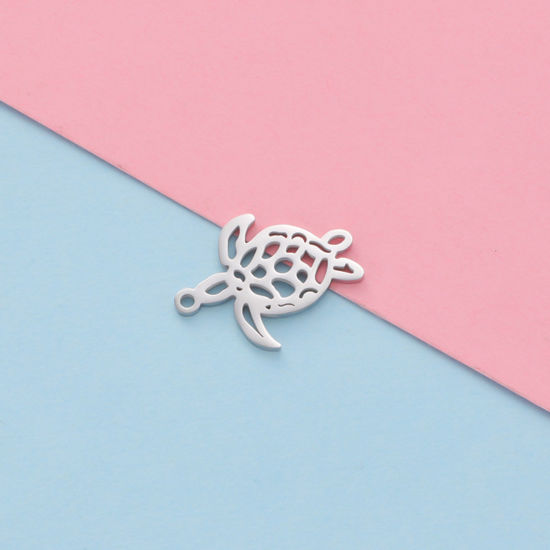 ステンレス鋼 海ジュエリー チャーム 海亀 多色 透かし 22.4mm x 16.7mm、 5 個 の画像