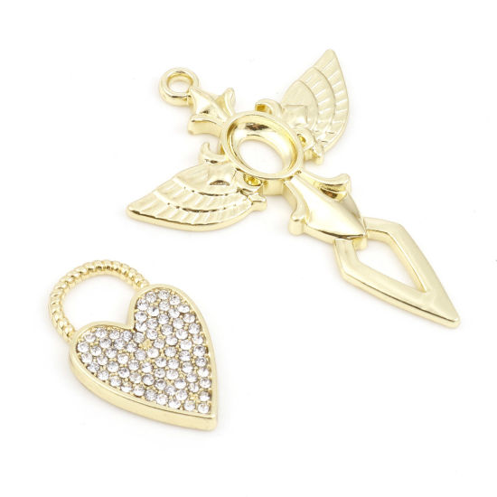 Picture of Zinc Based Alloy Fairy Tale Collection Pendants Gold Plated Scepter Heart