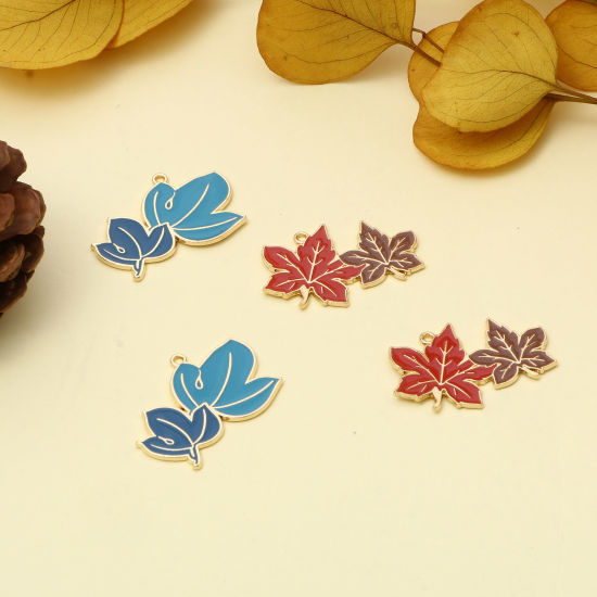 Imagen de Zamak Colgantes Hoja Chapado en Oro Multicolor Esmalte 10 Unidades