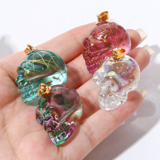 Bild von Muranoglas Halloween Anhänger Schädel Bunt 3D 3.2cm x 1.9cm, 1 Stück