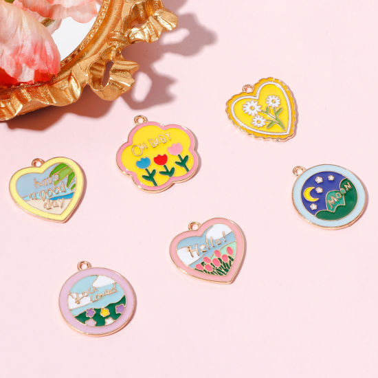 Изображение Цинковый Сплав Подвески Цветы Позолоченный Разноцветный природные пейзажи С Эмалью 5 ШТ