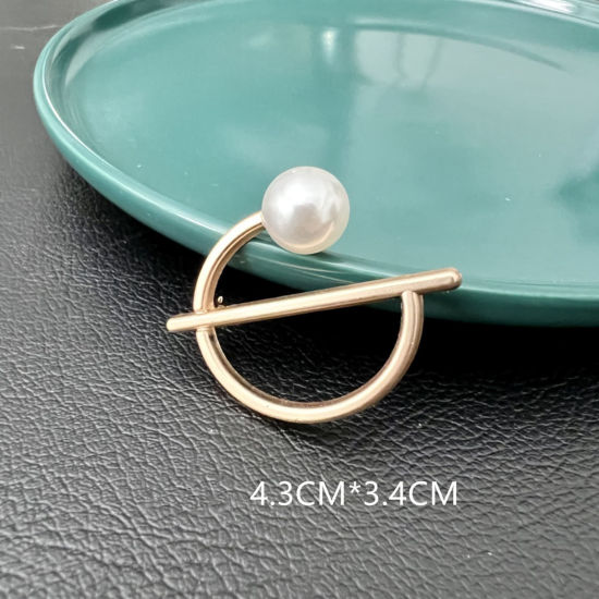 Immagine di Elegante Spilla Oro Opaco Imitata Perla 1 Pz