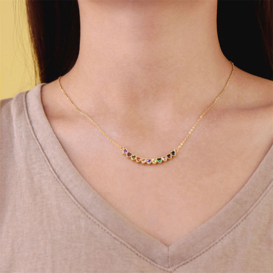 Imagen de Respetuoso del Medio Ambiente Exquisito Elegante 18k Chapado en Oro Cobre+ Circón Artificial Cable Cadena Cruz Corazón Collar con Colgante Para Mujeres Día de San Valentín 1 Unidad