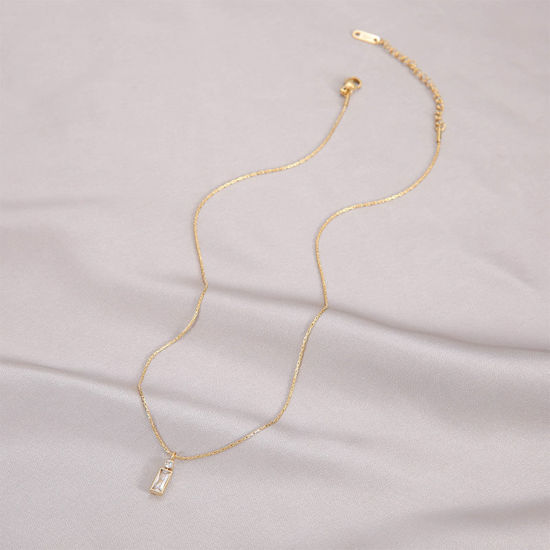 Immagine di Ecologico Semplice & Casual Elegante 14k Vero Oro Placcato 304 Acciaio Inossidabile & Zircone Cubico Catena Singolare Rettangolo Collana con Ciondolo Per Donne 1 Pz