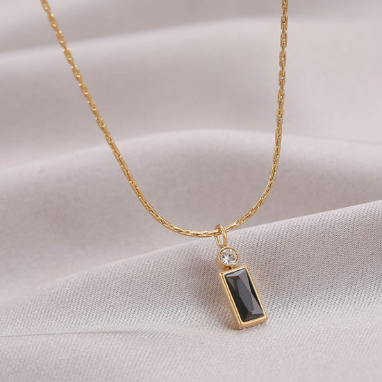 Immagine di Ecologico Semplice & Casual Elegante 14k Vero Oro Placcato 304 Acciaio Inossidabile & Zircone Cubico Catena Singolare Rettangolo Collana con Ciondolo Per Donne 1 Pz