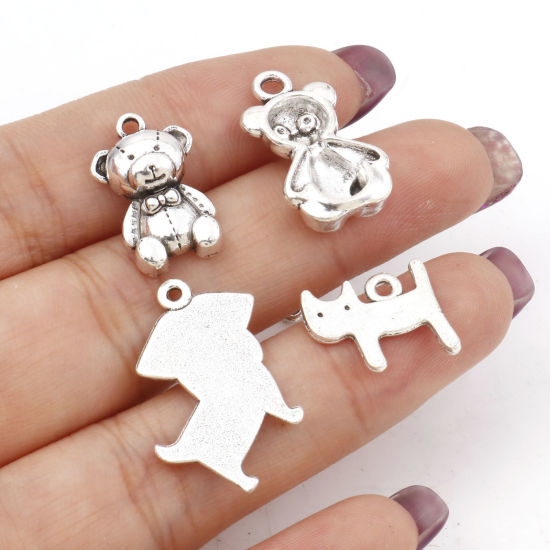 Picture of Zinc Based Alloy Charms Antique Silver Color Animal