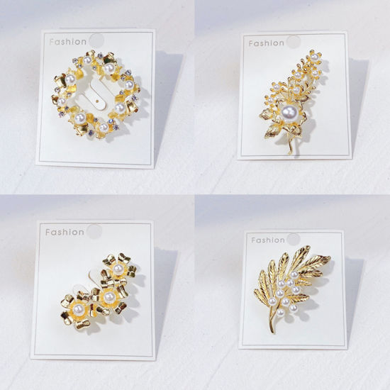 Picture of Exquisite Pin Brooches Flower Leaves Gold Plated Imitation Pearl