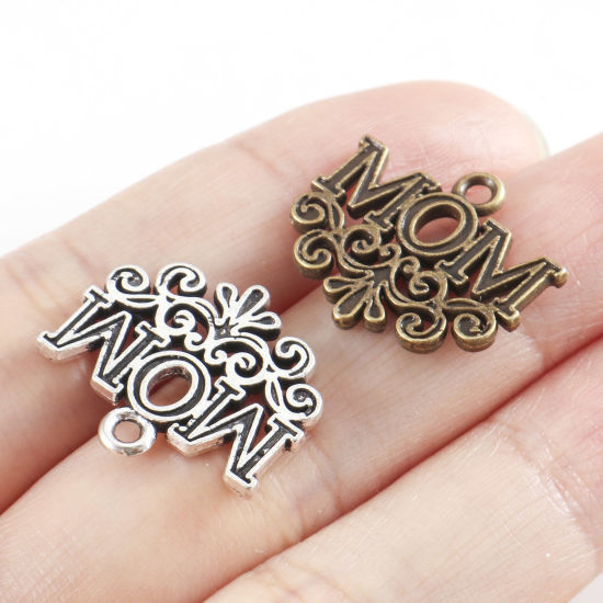 Immagine di Lega di Zinco Festa Della Mamma Charms Nuvole Multicolore Lettere " Mom " 20mm x 17mm , 20 Pz