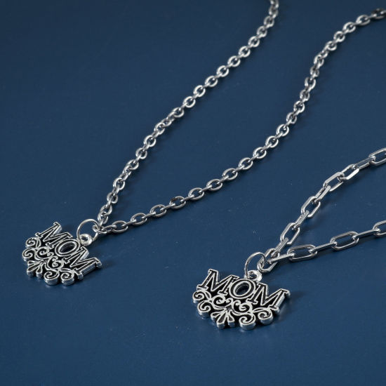 Immagine di Lega di Zinco Festa Della Mamma Charms Nuvole Multicolore Lettere " Mom " 20mm x 17mm , 20 Pz