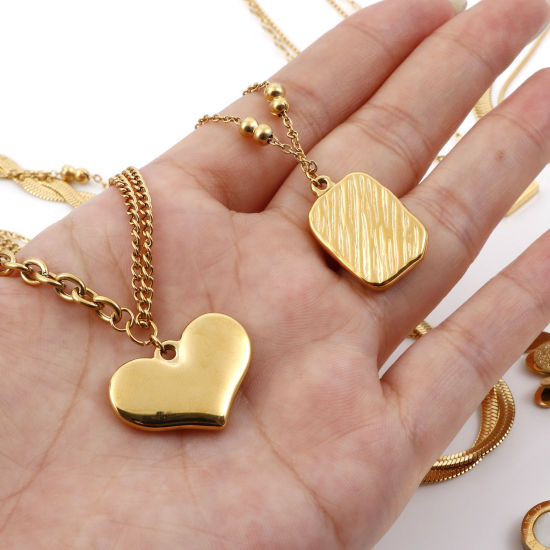 Picture of 304 Stainless Steel Stylish Link Cable Chain Necklace 18K Gold Plated Butterfly Animal Clear Rhinestone